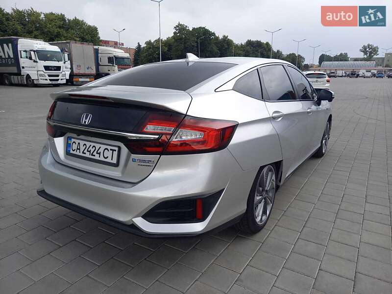 Седан Honda Clarity 2019 в Черкасах