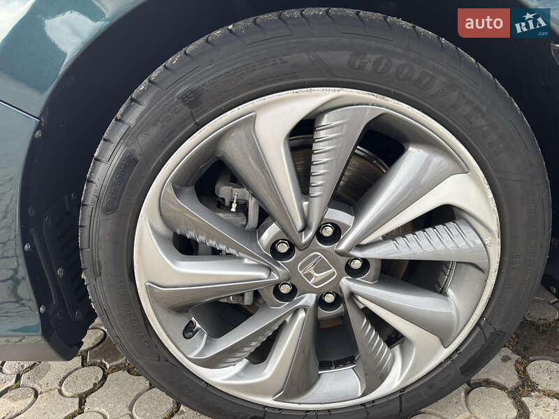 Седан Honda Clarity 2018 в Виннице