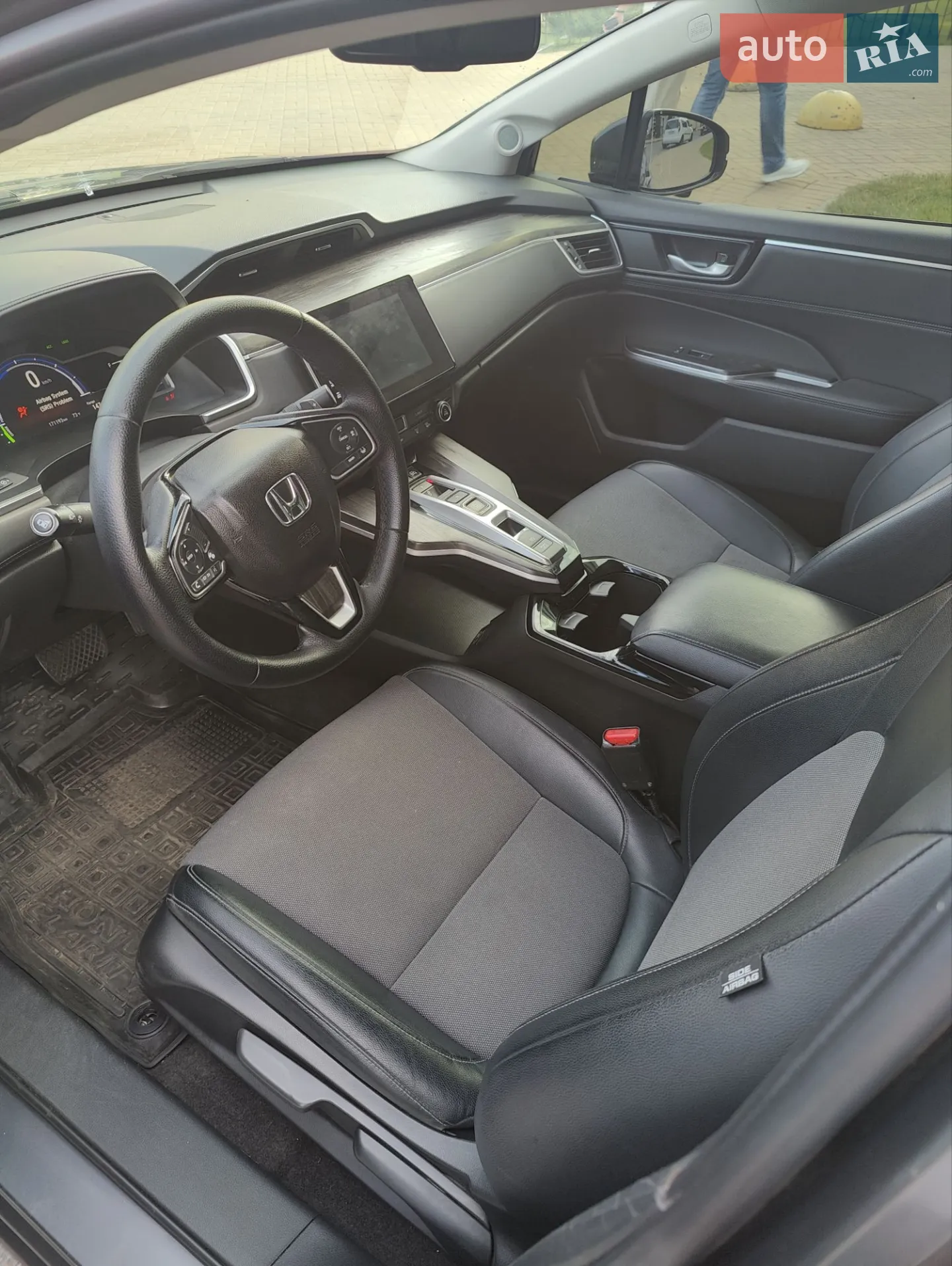 2019 Honda FCX Clarity - мініатюра 8