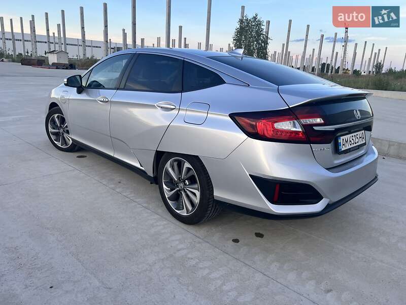 Седан Honda Clarity 2019 в Коростені
