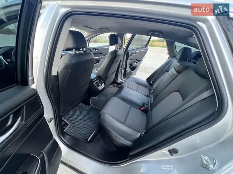 Седан Honda Clarity 2019 в Коростені