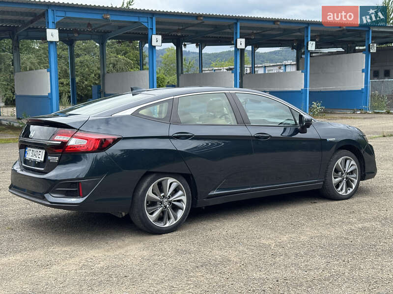 Седан Honda Clarity 2017 в Моршині