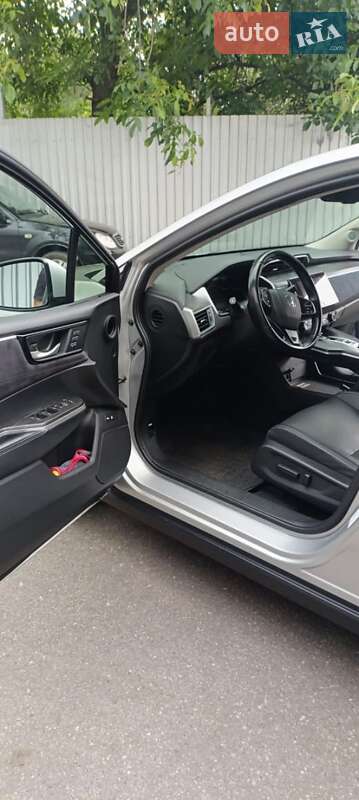 Седан Honda Clarity 2018 в Кременчуці