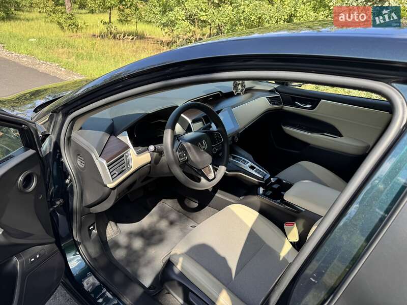 Седан Honda Clarity 2018 в Києві