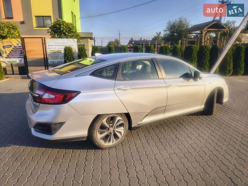 Седан Honda Clarity 2018 в Львове