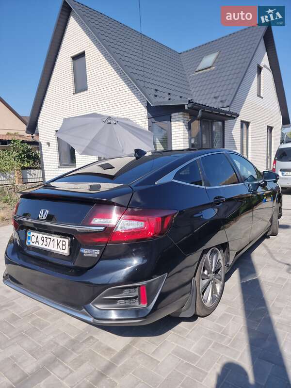 Седан Honda Clarity 2018 в Умани