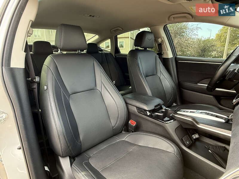 Седан Honda Clarity 2017 в Киеве