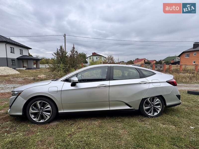 Седан Honda Clarity 2017 в Полтаве