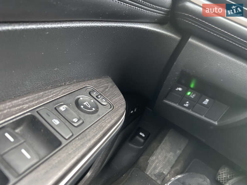 Седан Honda Clarity 2018 в Луцке фото 13 Седан Honda Clarity 2018 в Луцке