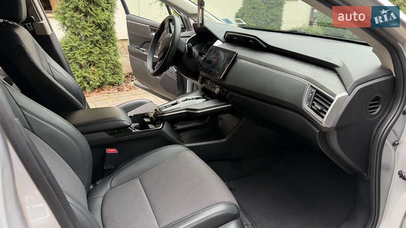 Седан Honda Clarity 2018 в Тернополе фото 34 Седан Honda Clarity 2018 в Тернополе