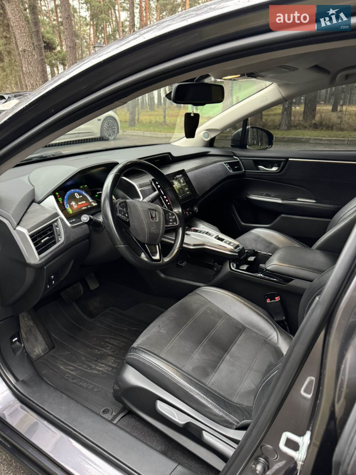 2018 Honda FCX Clarity - мініатюра 17