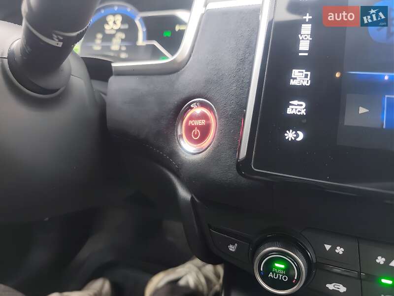 Седан Honda Clarity 2018 в Ужгороде фото 18 Седан Honda Clarity 2018 в Ужгороде
