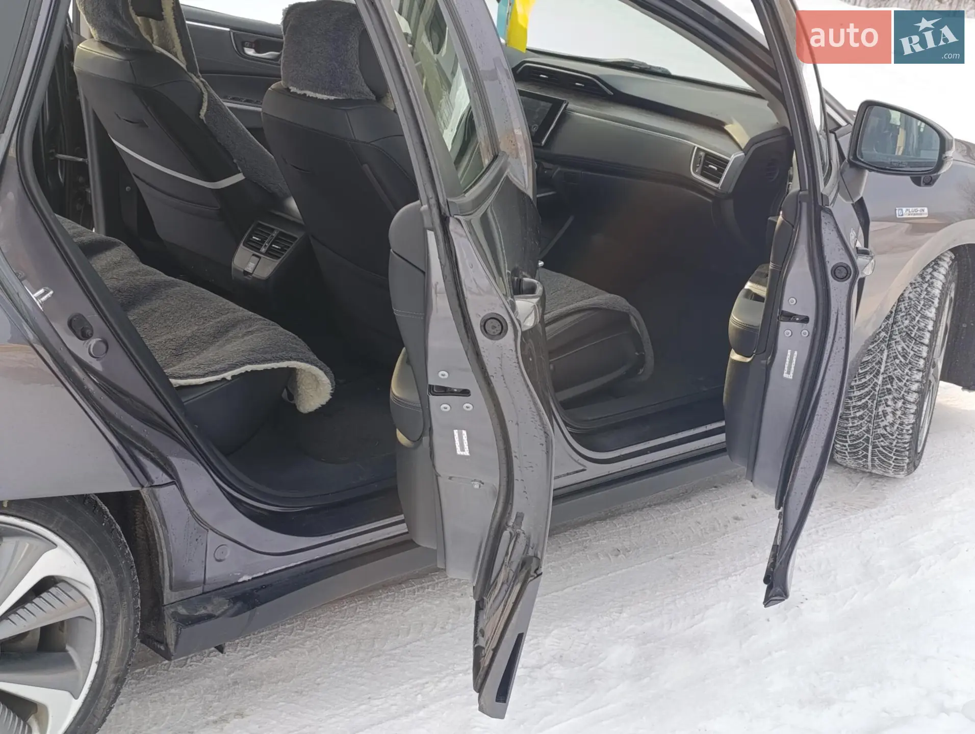2018 Honda FCX Clarity - мініатюра 18