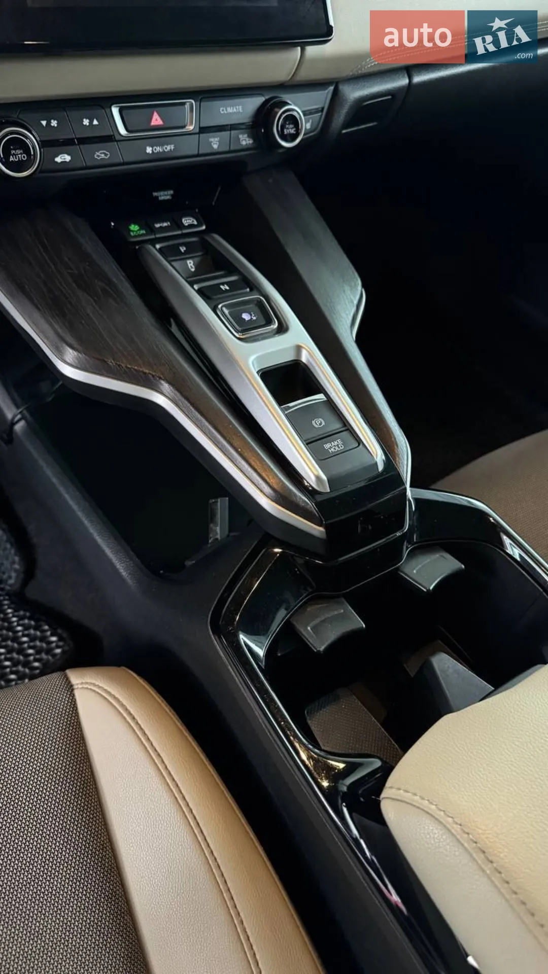 2018 Honda FCX Clarity - мініатюра 17