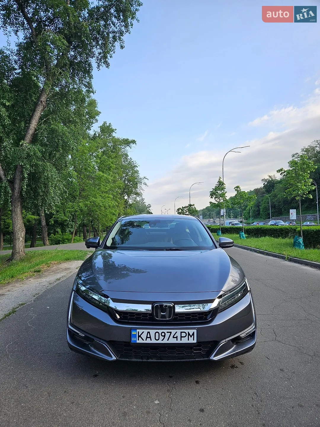 2018 Honda FCX Clarity - фото 1