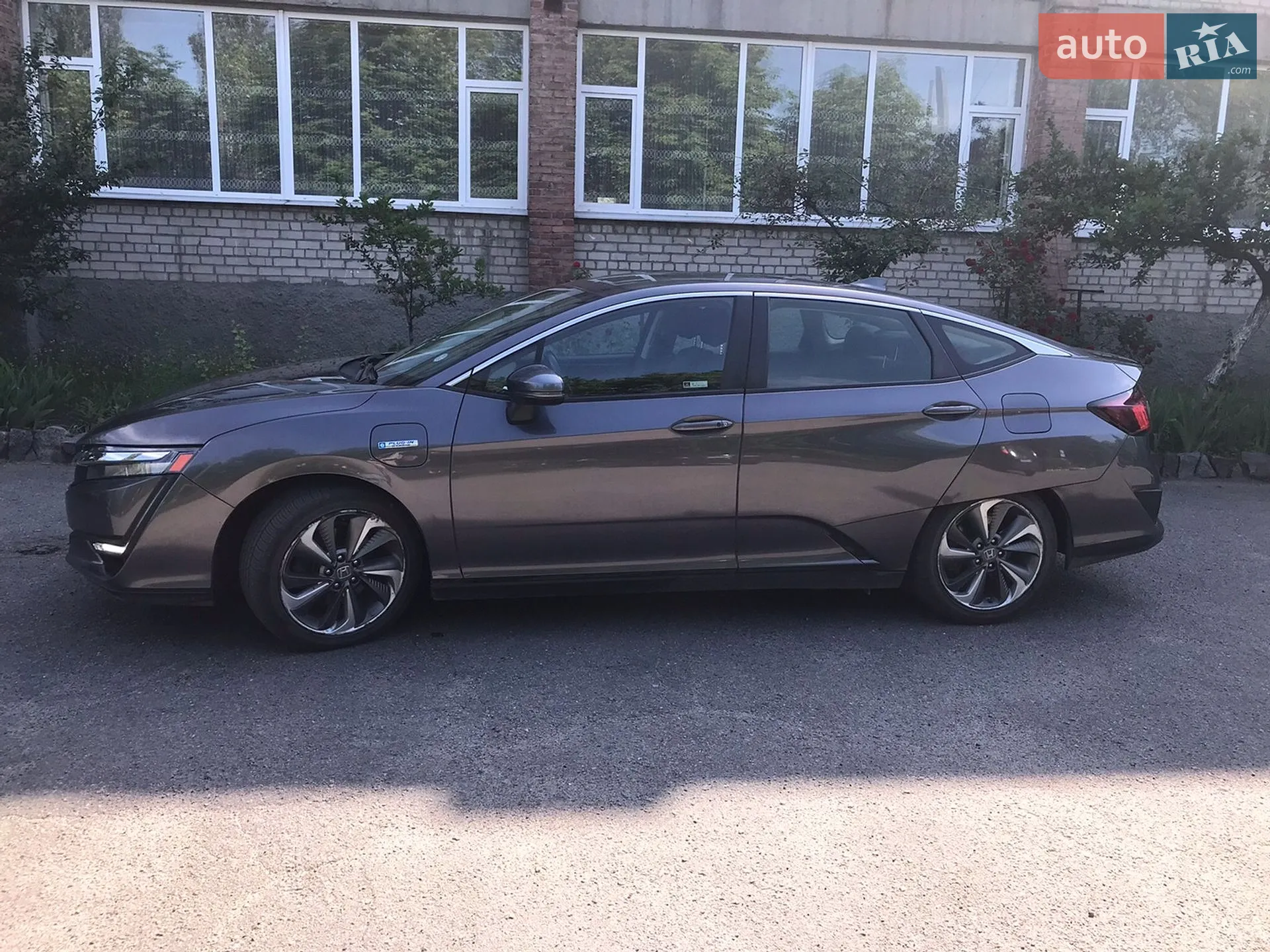 2020 Honda FCX Clarity - мініатюра 3