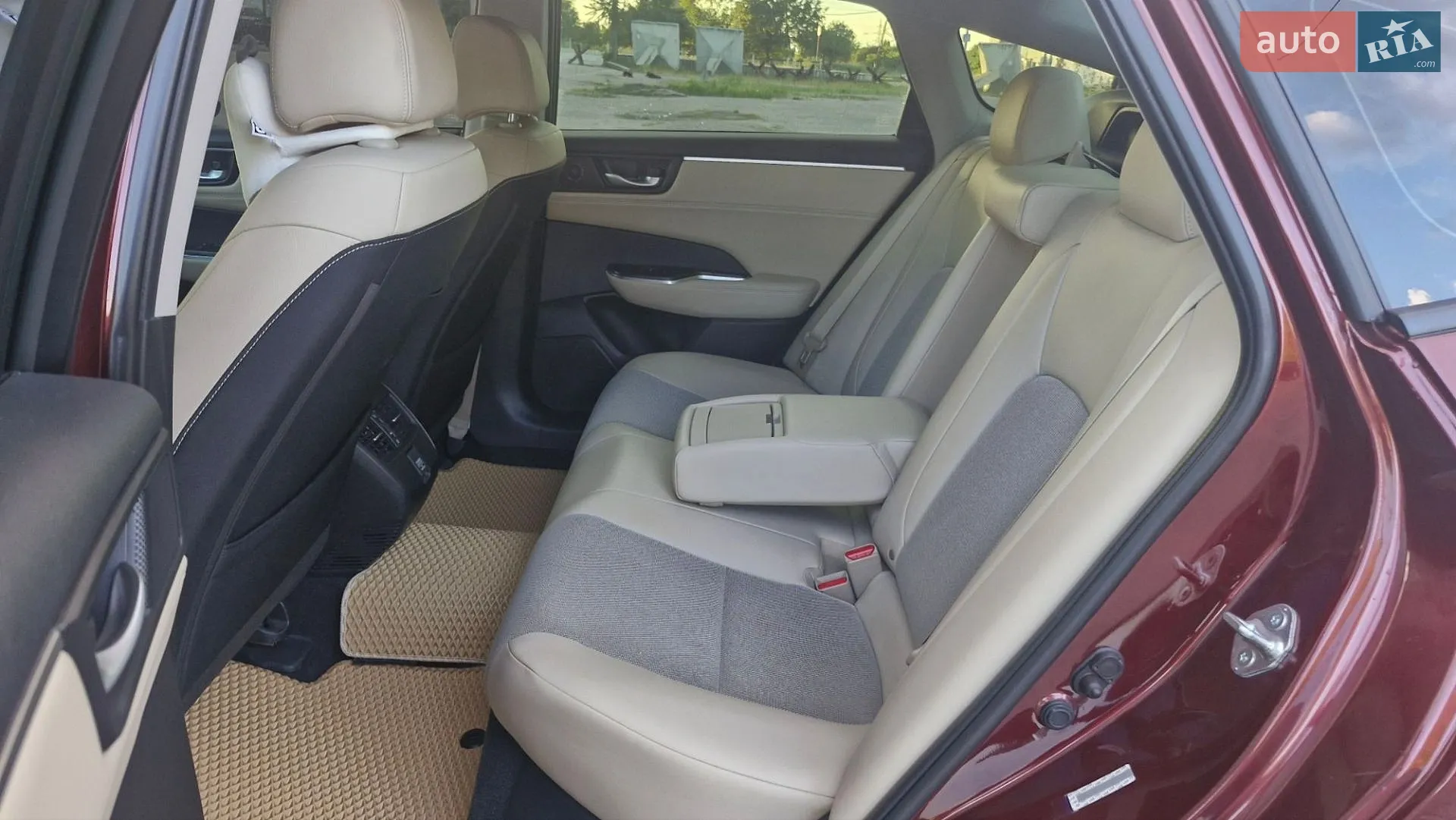 2018 Honda FCX Clarity - мініатюра 14