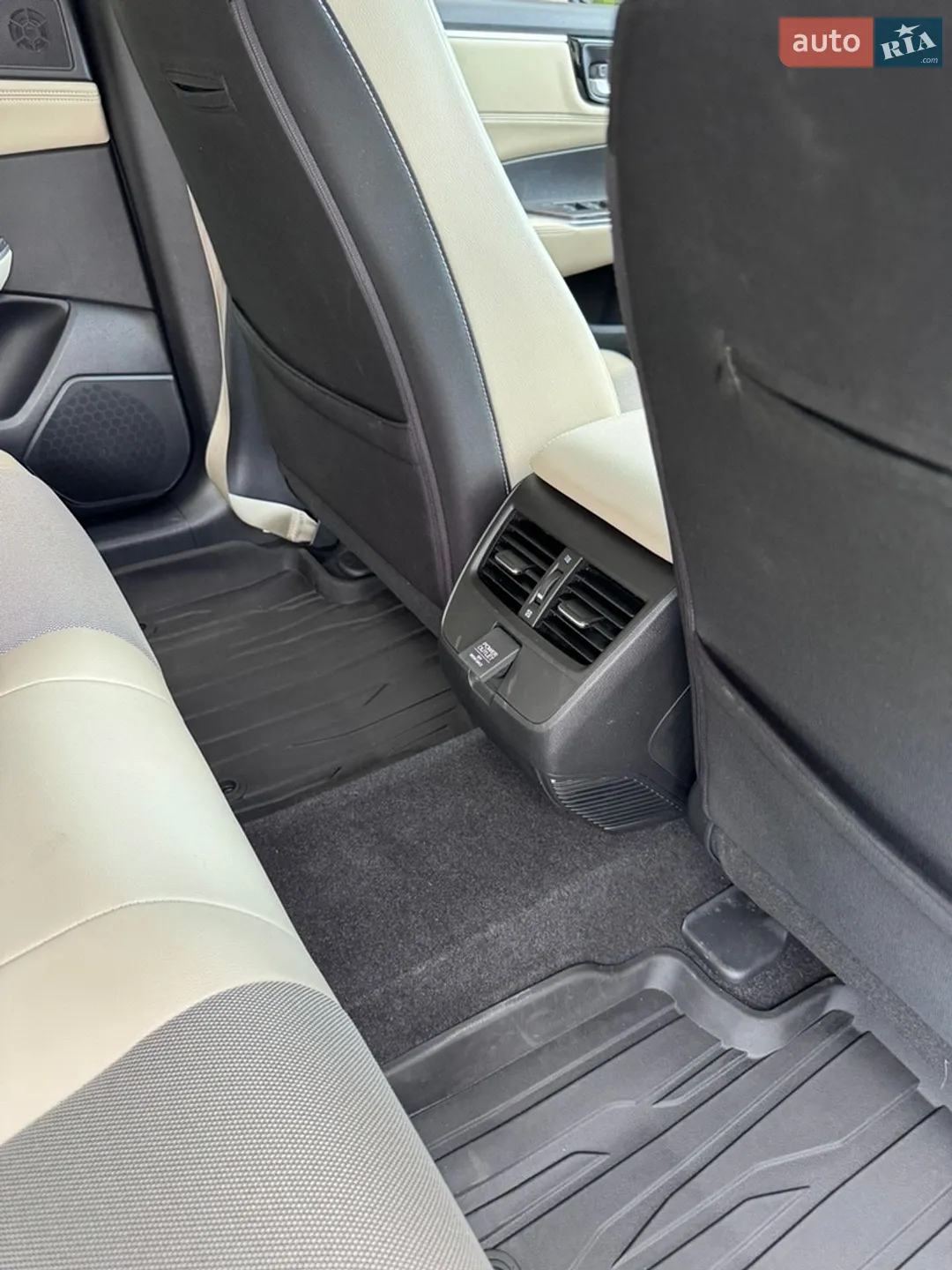 2018 Honda FCX Clarity - мініатюра 39
