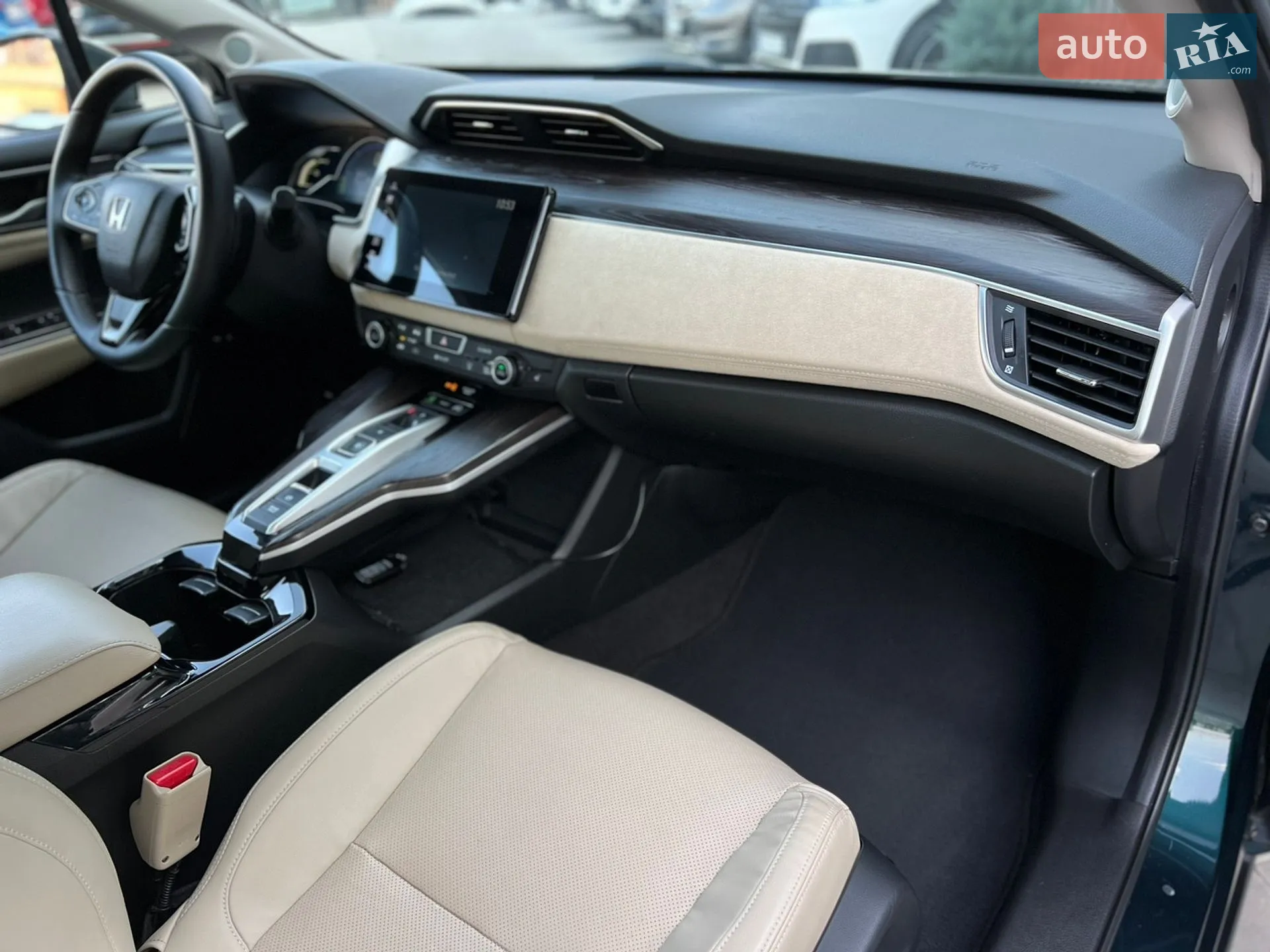 2018 Honda FCX Clarity - мініатюра 28