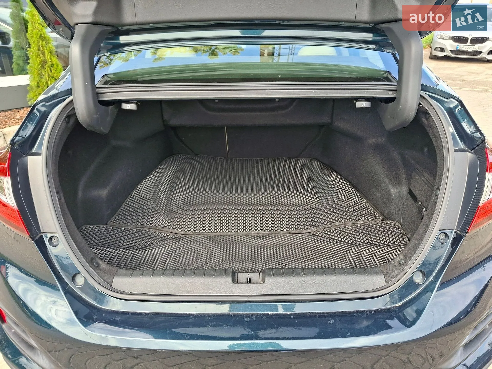 2017 Honda FCX Clarity - мініатюра 24