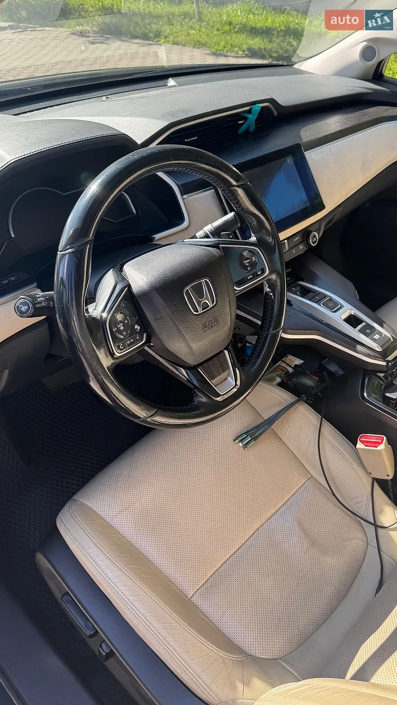 2017 Honda FCX Clarity - мініатюра 7