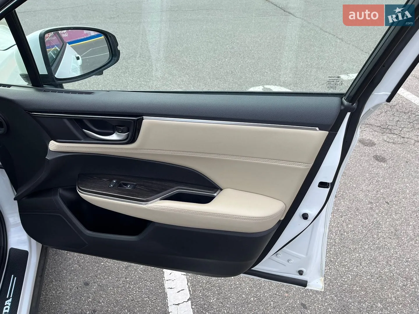 2019 Honda FCX Clarity - мініатюра 11