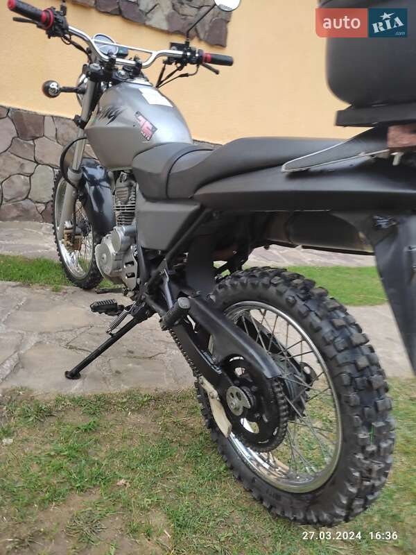 Мотоцикл Внедорожный (Enduro) Honda CLR 125 CityFly 2002 в Сваляве