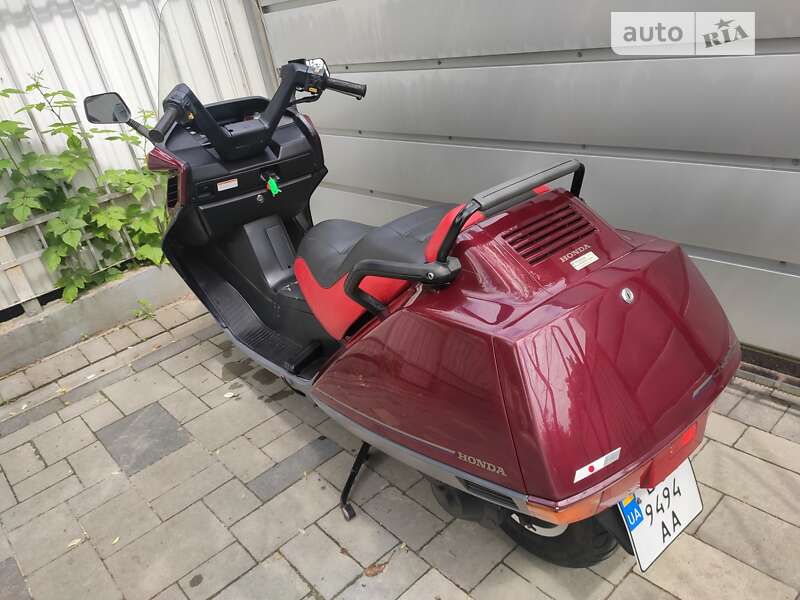 Максі-скутер Honda CN 250 1996 в Львові