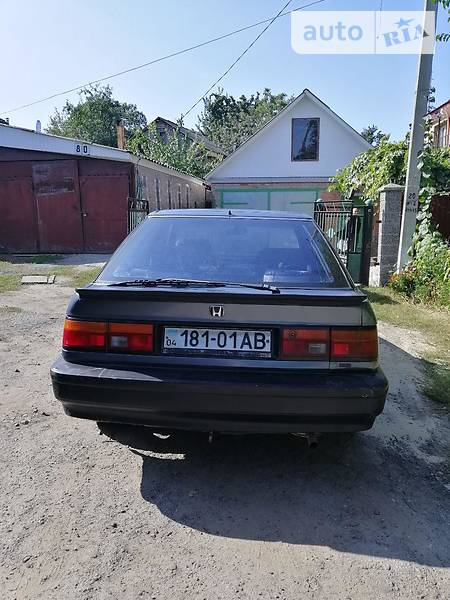 Седан Honda Concerto 1991 в Хороле
