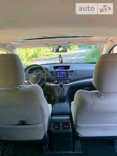 Внедорожник / Кроссовер Honda CR-V 2015 в Чугуеве