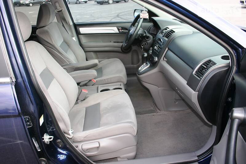 Позашляховик / Кросовер Honda CR-V 2011 в Києві