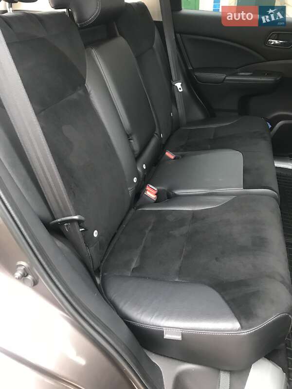 Внедорожник / Кроссовер Honda CR-V 2014 в Городище