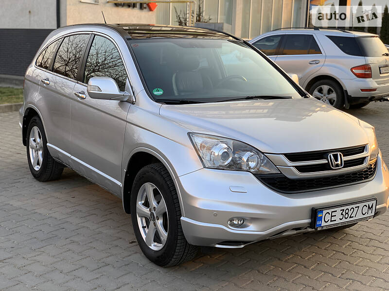 Позашляховик / Кросовер Honda CR-V 2011 в Чернівцях