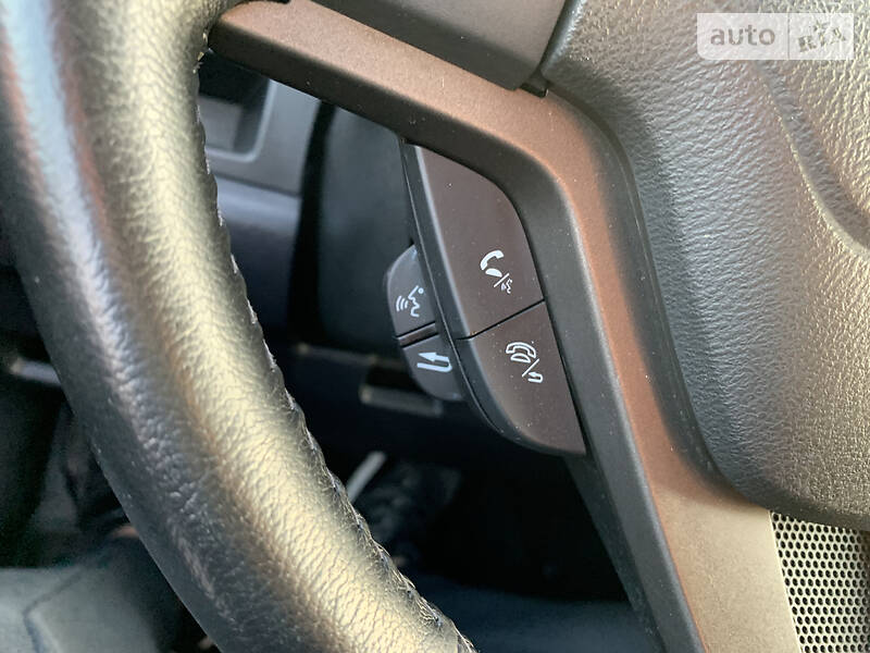 Позашляховик / Кросовер Honda CR-V 2011 в Чернівцях
