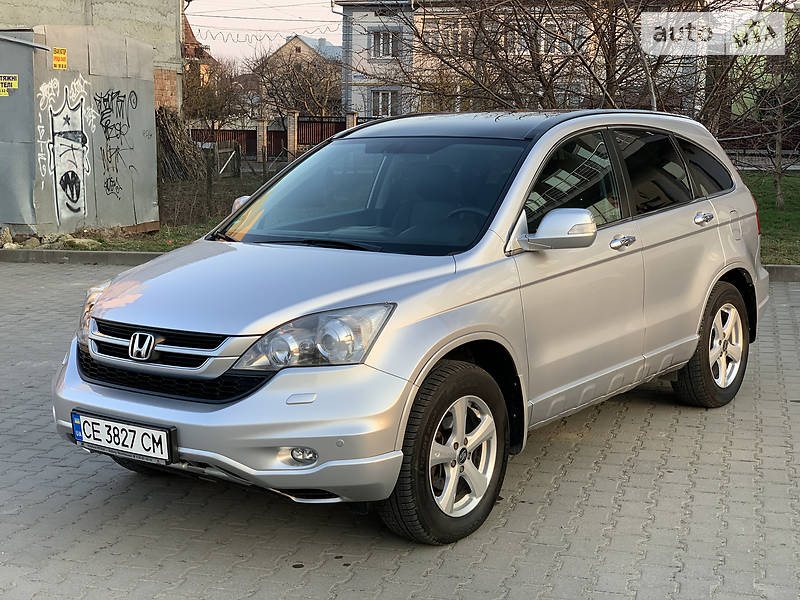 Позашляховик / Кросовер Honda CR-V 2011 в Чернівцях