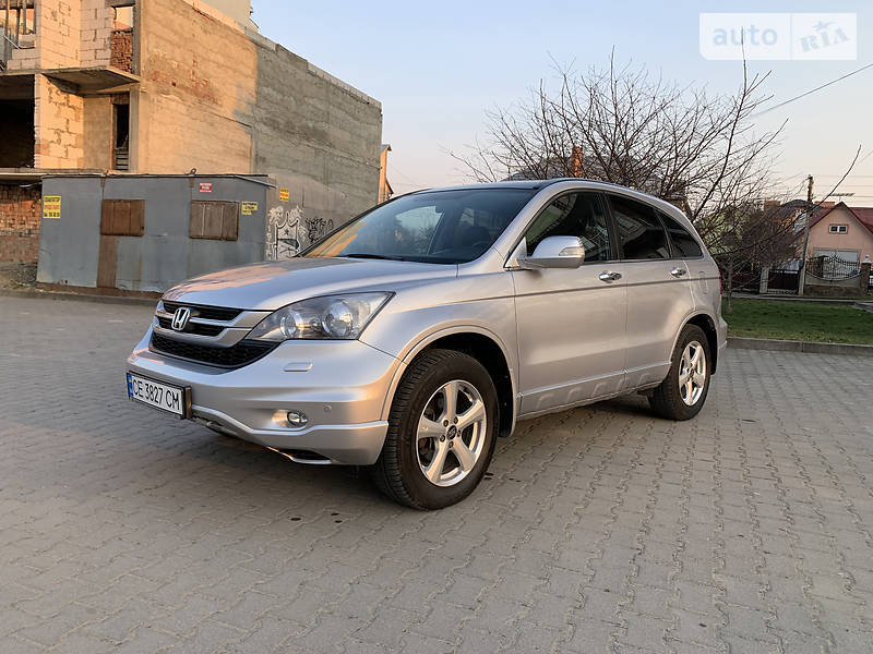 Позашляховик / Кросовер Honda CR-V 2011 в Чернівцях