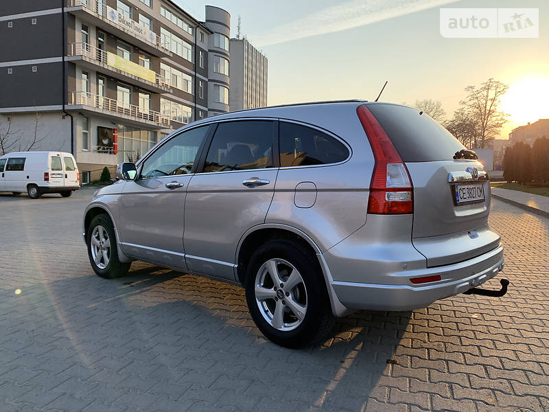 Позашляховик / Кросовер Honda CR-V 2011 в Чернівцях