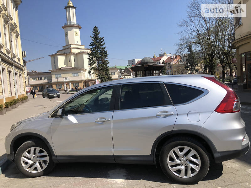 Позашляховик / Кросовер Honda CR-V 2016 в Івано-Франківську