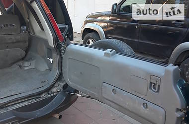 Позашляховик / Кросовер Honda CR-V 1998 в 
