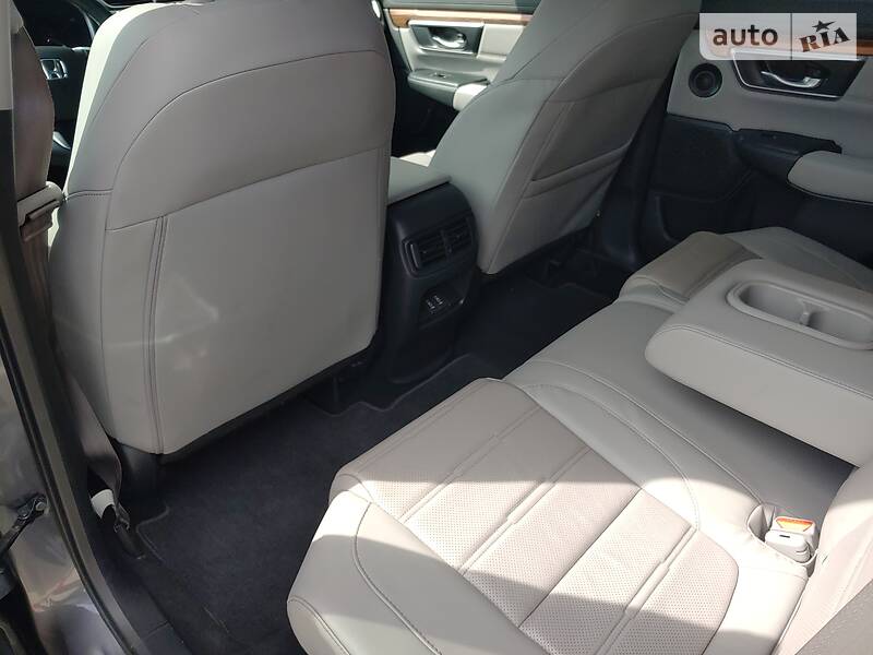 Позашляховик / Кросовер Honda CR-V 2017 в Києві