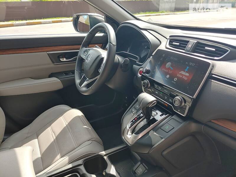 Позашляховик / Кросовер Honda CR-V 2017 в Києві