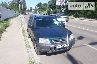 Позашляховик / Кросовер Honda CR-V 1998 в 