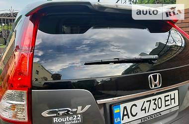 Позашляховик / Кросовер Honda CR-V 2014 в 