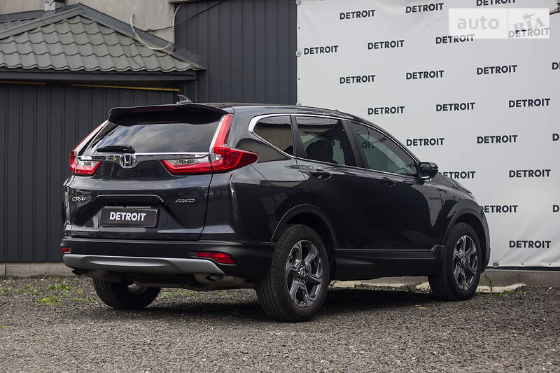Позашляховик / Кросовер Honda CR-V 2017 в Луцьку