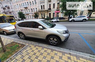 Позашляховик / Кросовер Honda CR-V 2013 в 