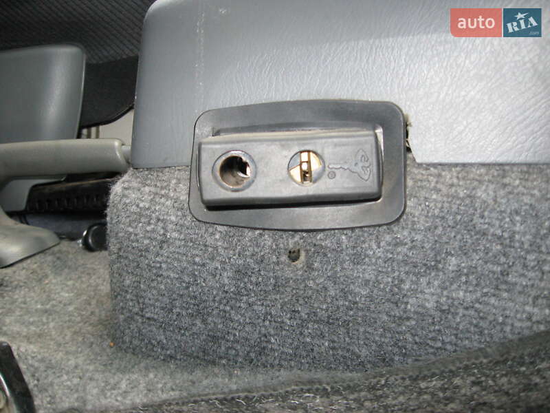 Позашляховик / Кросовер Honda CR-V 1999 в Краматорську