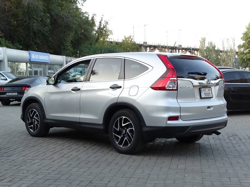 Позашляховик / Кросовер Honda CR-V 2016 в Дніпрі