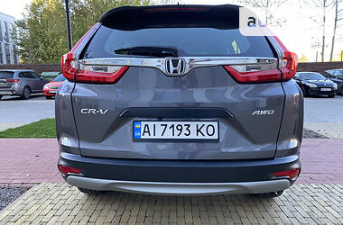 Внедорожник / Кроссовер Honda CR-V 2019 в Киеве