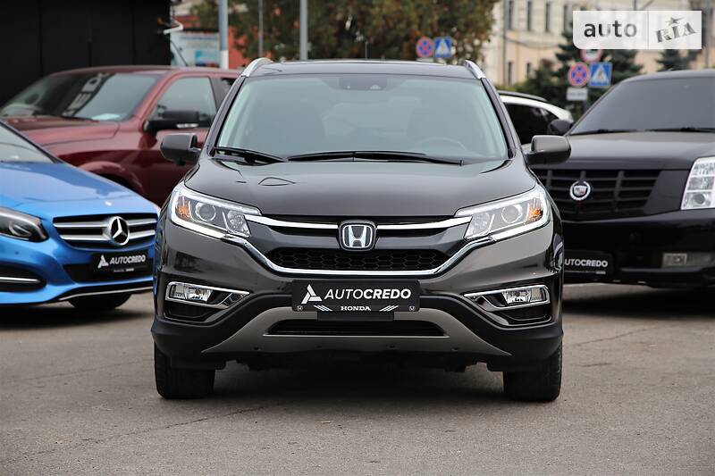 Внедорожник / Кроссовер Honda CR-V 2015 в Харькове