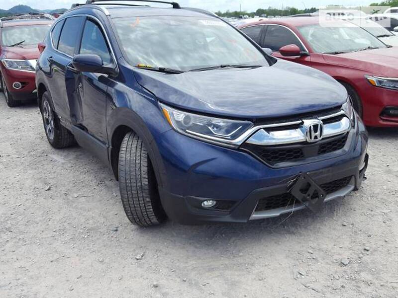 Внедорожник / Кроссовер Honda CR-V 2018 в 